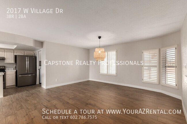 Building Photo - 2017 W Village Dr