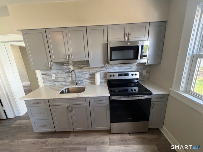 Foto del edificio - 35 9th Ave