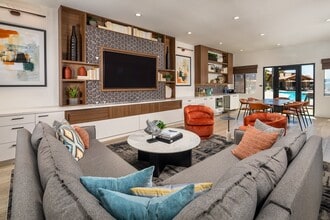 Building Photo - Bella Terra