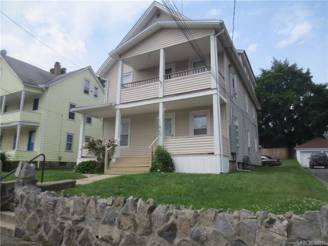 Building Photo - 146 Washington Ave Ext