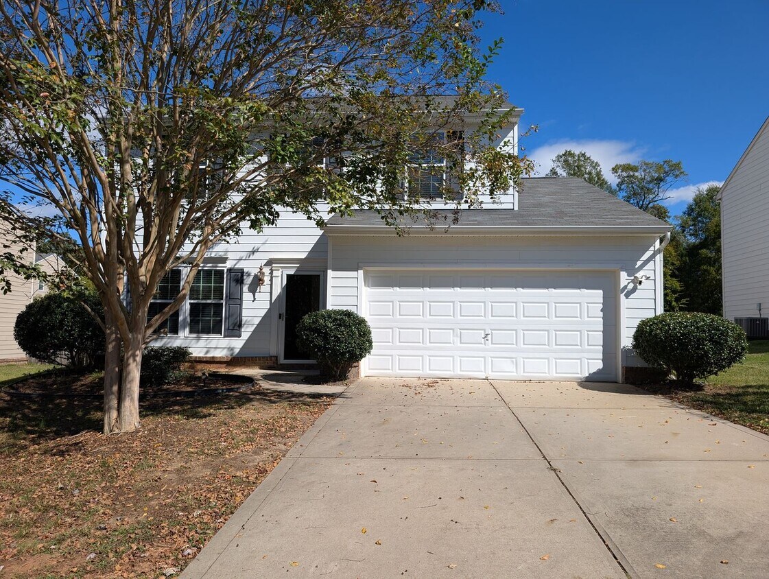 Foto principal - Beautiful 4 bed, 2.5 bath home in Indian T...