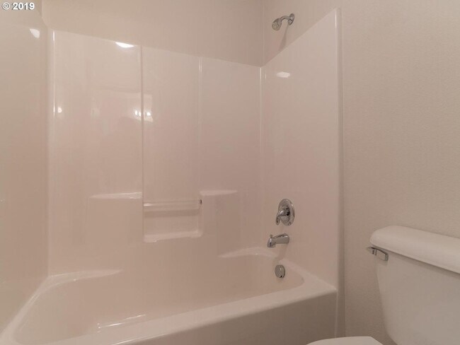 Foto del edificio - Beautiful 3BR/2.5BA Townhouse in Beaverton