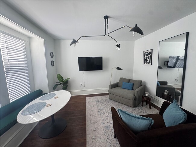 Foto del edificio - 1038 Ashland St