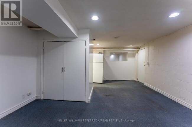 Building Photo - 823 Millwood Rd
