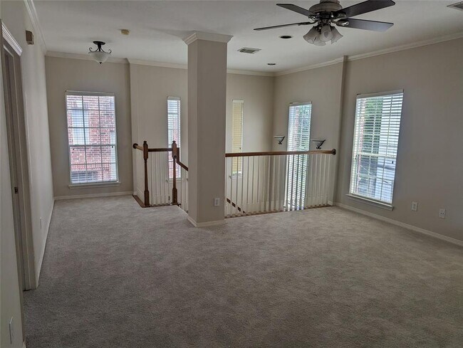 Foto del edificio - 5913 Dolores St