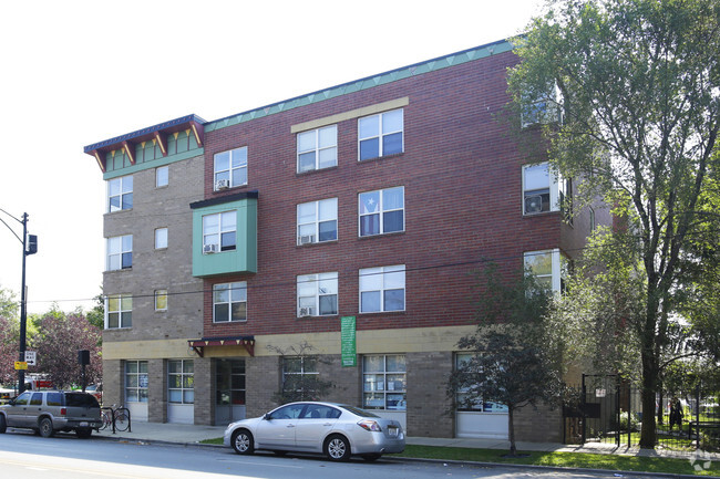 Building Photo - Humboldt Park Residence