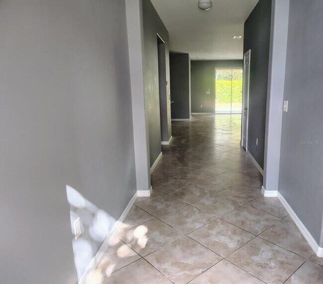 Foto del edificio - 2288 Grantham Ave