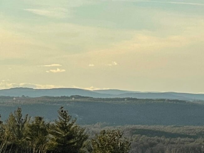 Bonus:Beautiful views! - 30 Quimby Mountain Rd