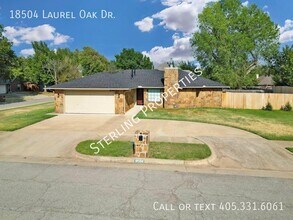 Building Photo - 18504 Laurel Oak Dr