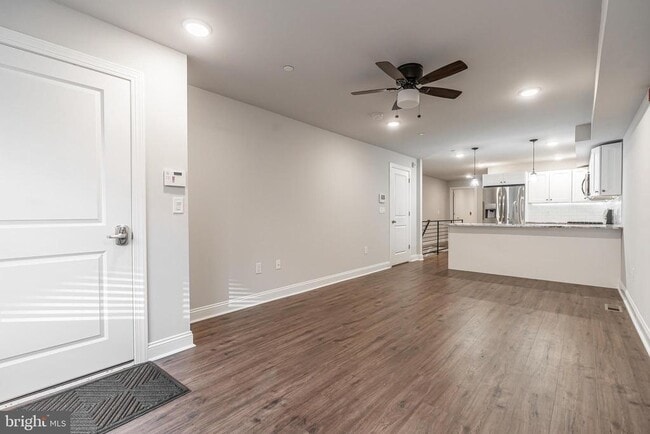 Building Photo - 2202 Christian St