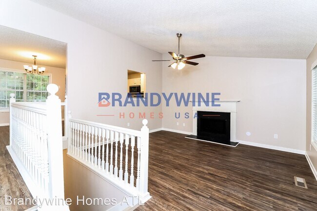 Building Photo - 4 br, 3 bath House - 48 Gina Court
