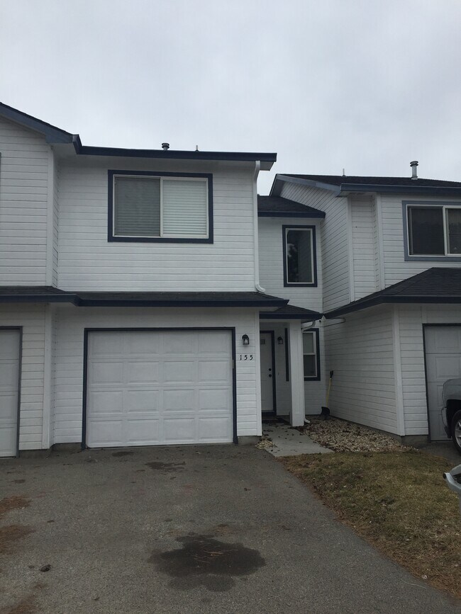 Building Photo - 155 Sagebrush Ave