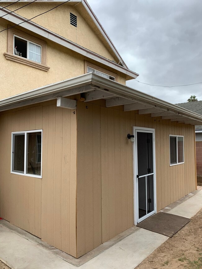 Building Photo - 24719 Island Ave