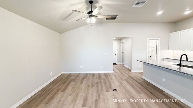 Building Photo - 2011 132nd St