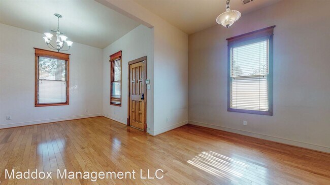 Building Photo - 2 br, 2 bath House - 421 High Street SE