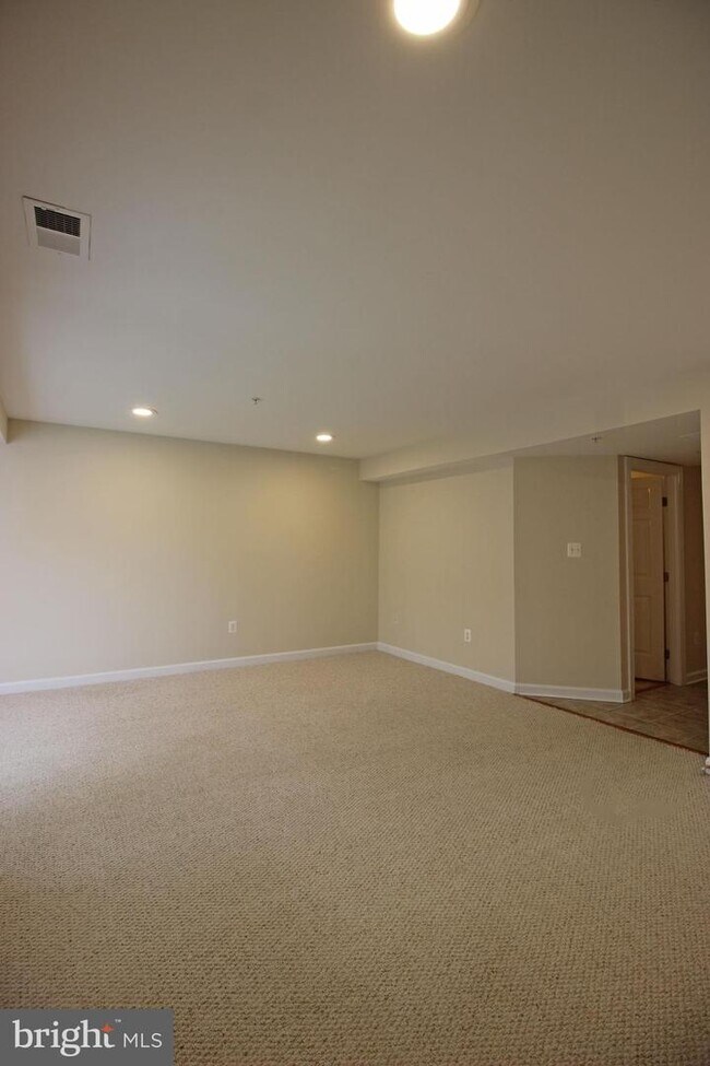 Building Photo - 3840 Sugarloaf Pkwy