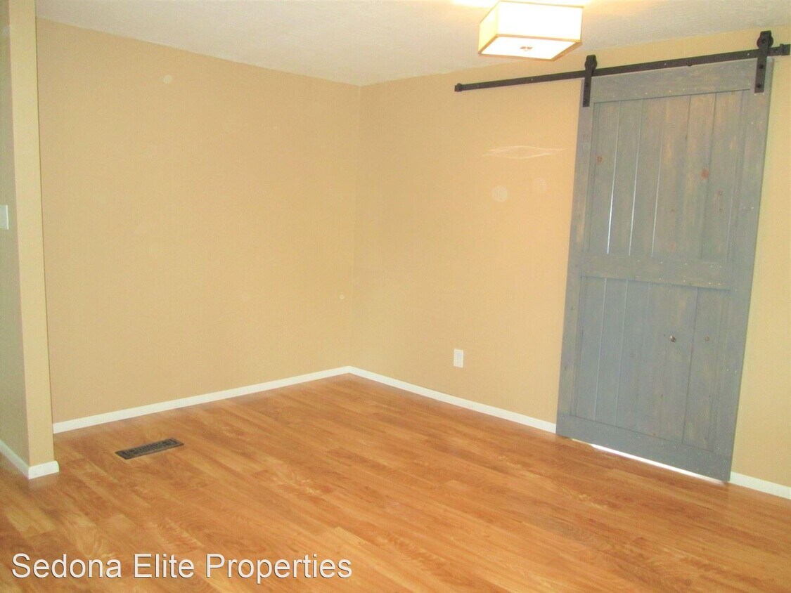 Primary Photo - 4 br, 2 bath House - 675 ANDANTE DRIVE