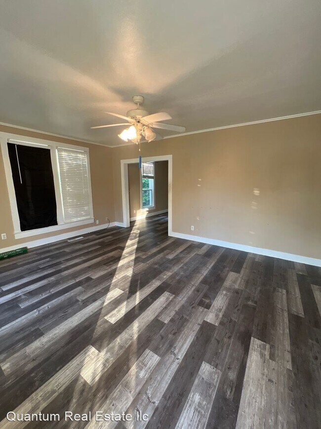 Building Photo - 2 br, 1 bath House - 31 W DENVER ST