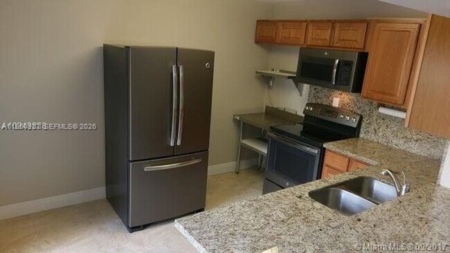 Foto del edificio - 4708 SW 67th Ave