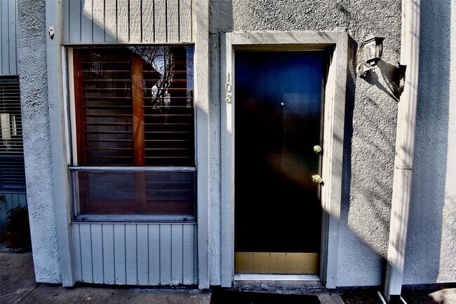 Foto del edificio - 4810 McKinney Ave