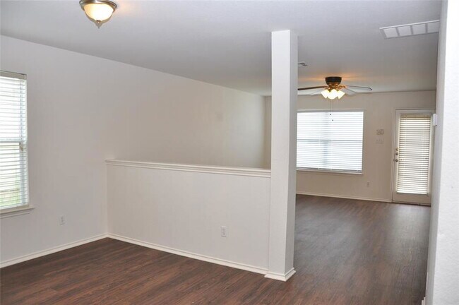 Building Photo - 1428 Davis Mountain Loop
