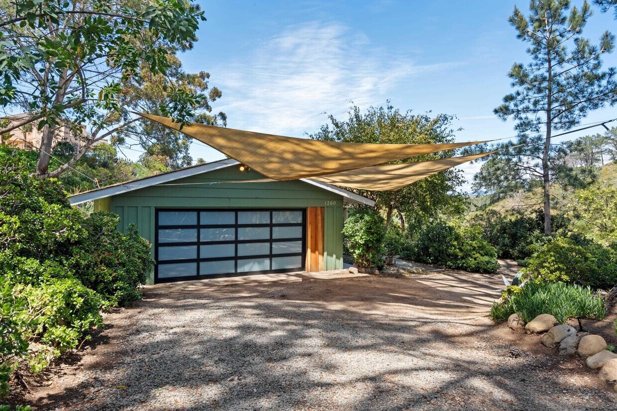 Primary Photo - 1260 Oribia Rd