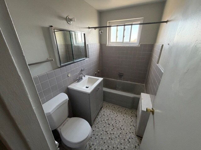 Foto del edificio - 6103 N Seeley Ave