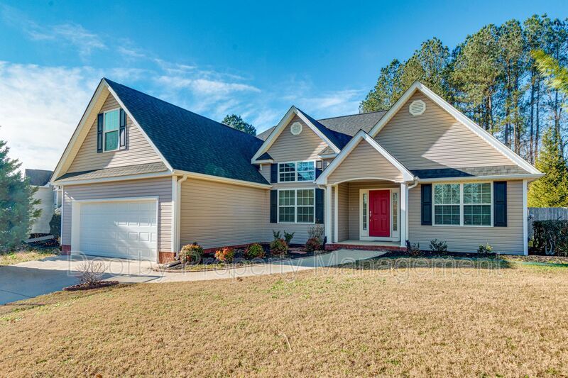 Foto principal - 7420 Salmon Ln