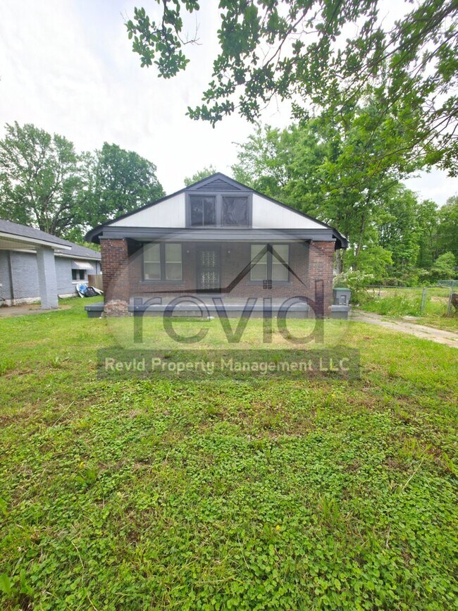 Foto del edificio - 1443 Snowden Ave