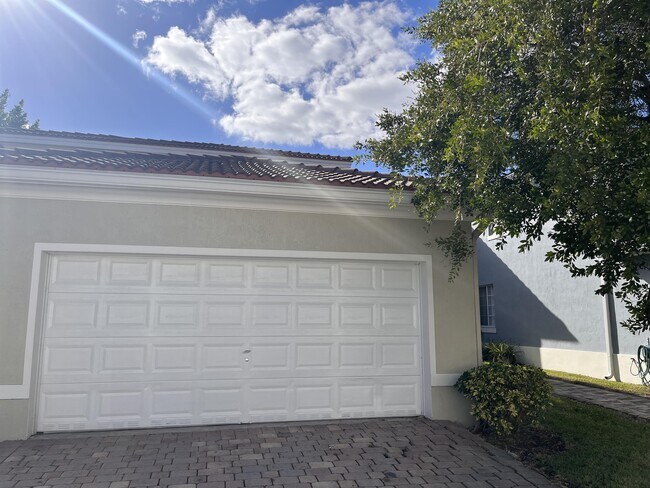 Foto del edificio - 27379 SW 143rd Ct