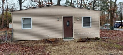 Building Photo - 6308 Whittier Dr