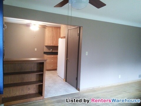 Building Photo - 1321 Rose Pl