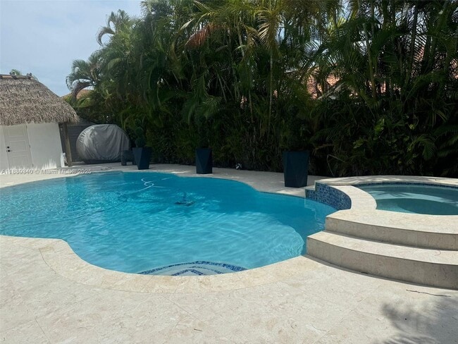 Foto del edificio - 41 NW 136th Ct