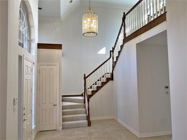 Foto del edificio - 4528 Waterford Dr