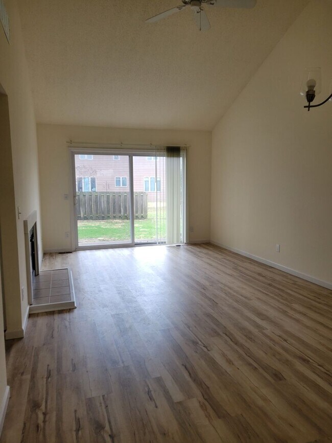 Foto del edificio - 2bd -1 ba Newly Remodeled