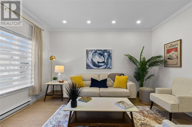 Building Photo - 14 Cavell Ave