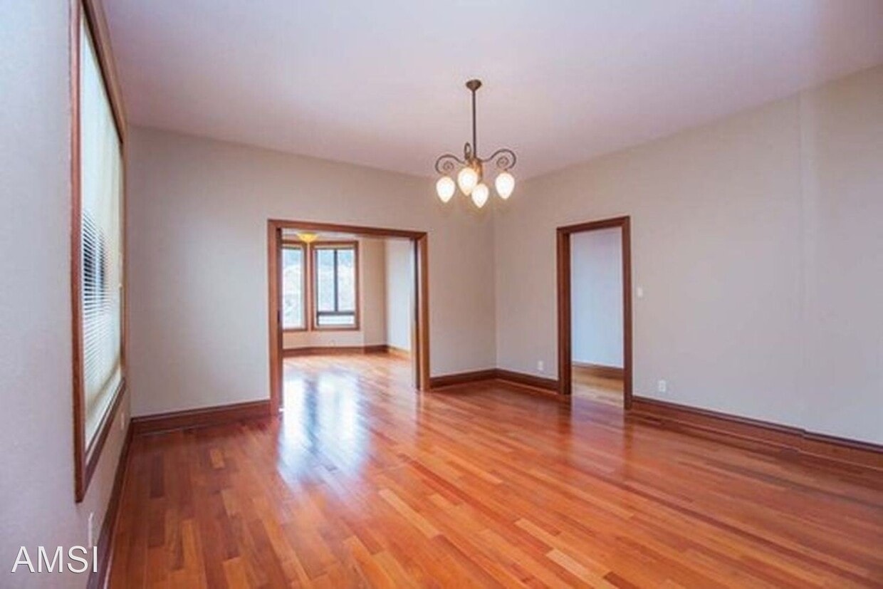 Primary Photo - 2 br, 2 bath House - 460 Valley