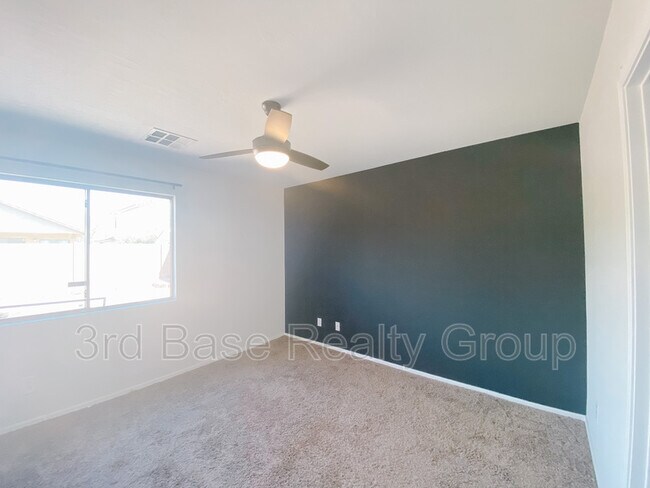 Building Photo - 14888 W Acapulco Ln