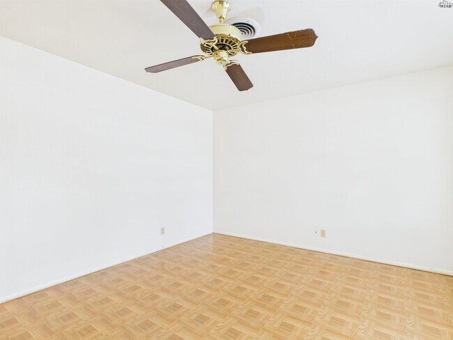 Foto del edificio - 4723 N Shore Dr