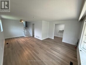 Building Photo - 386 Horsham Ave