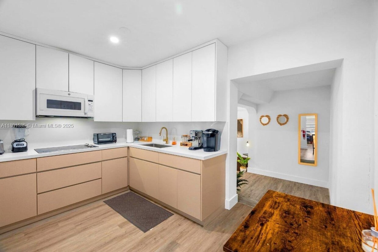 Primary Photo - 2788 SW 33rd Ct