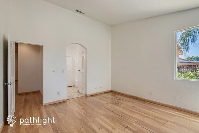 Building Photo - 27152 Myles Ct, Menifee, CA, 92585