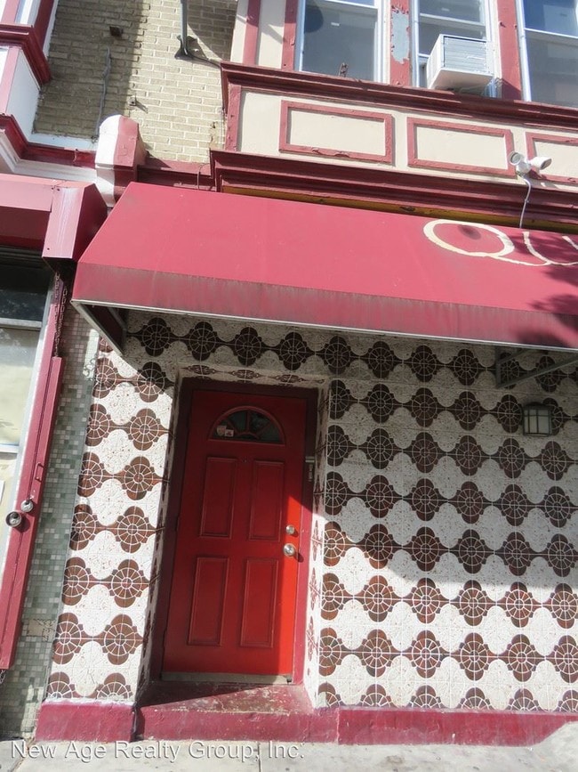 Building Photo - 4511 Baltimore Ave