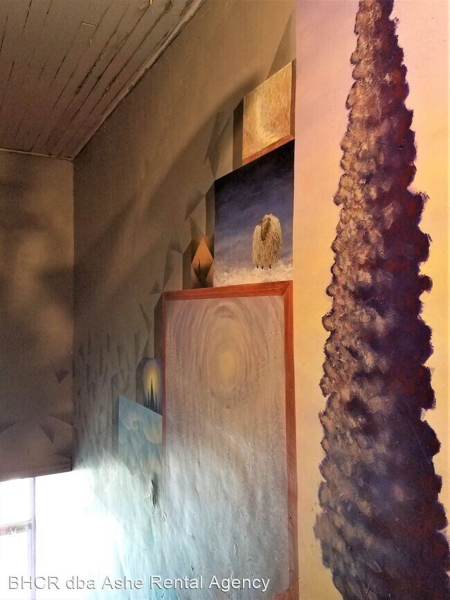 Foto del edificio - 2 br, 1 bath House - 101 A N Jefferson Ave