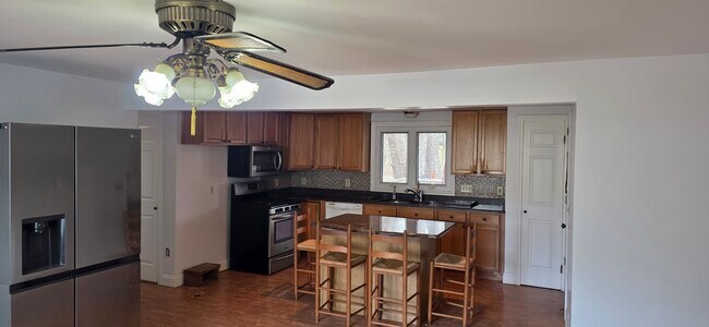 Foto del edificio - 32 Theresa St