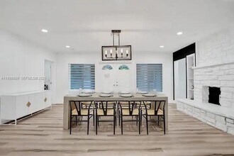 Building Photo - 2100 SW 28th Way