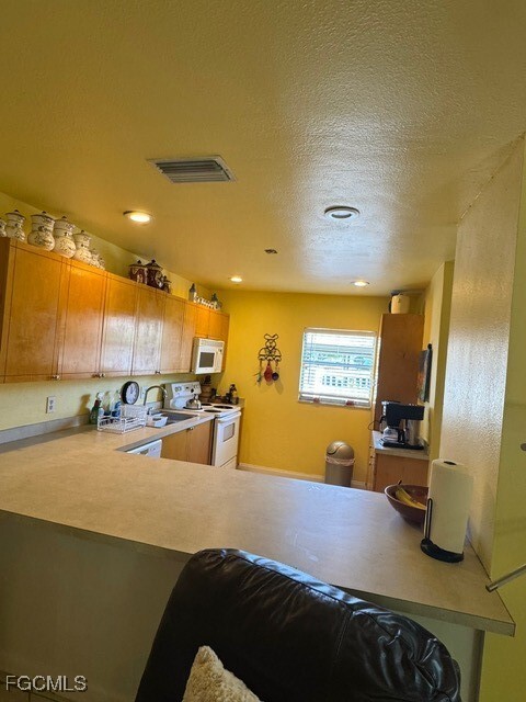 Building Photo - 4293 Island Cir