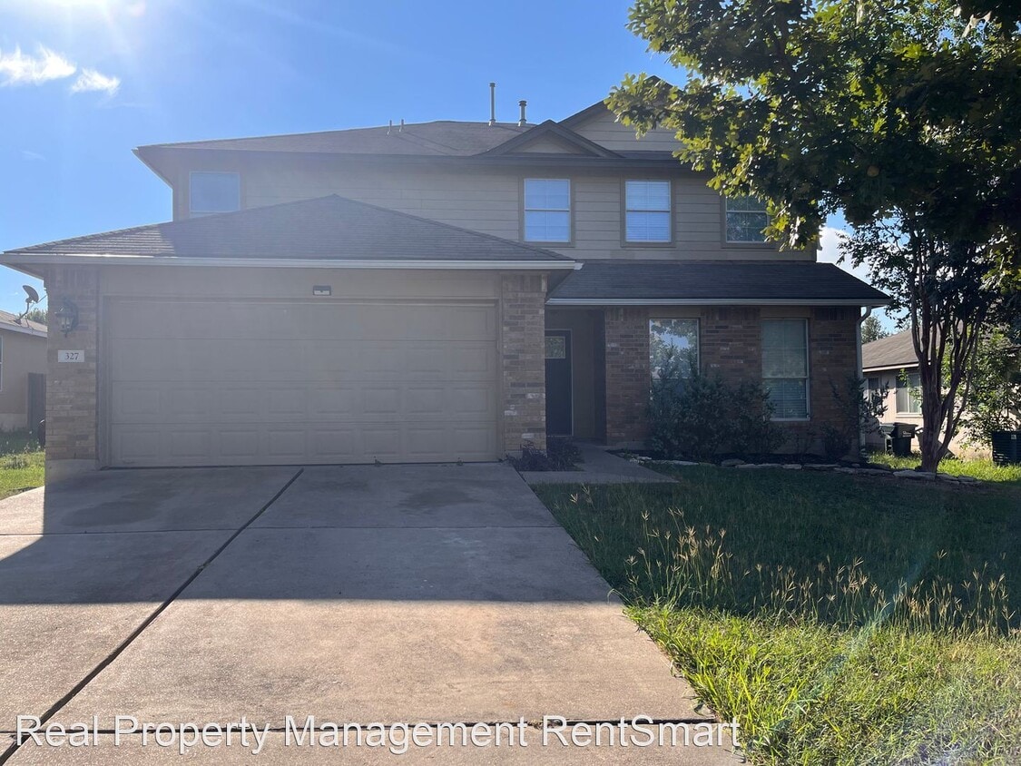 4 br, 2.5 bath House 327 Oxford Drive House for Rent in Kyle, TX