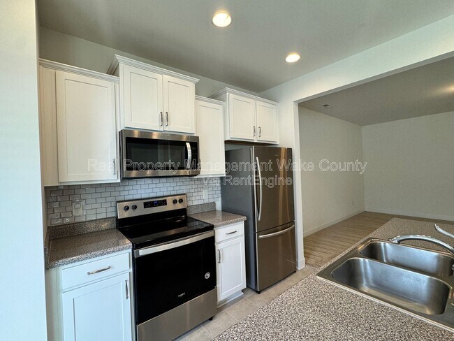 Building Photo - 4413 Lord Joseph Ct