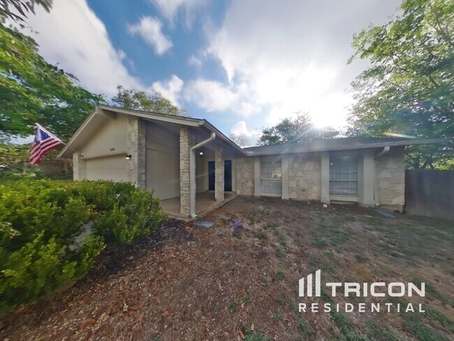 Building Photo - 1306 Bay Horse Drive San Antonio TX